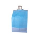 Babero desechable adulto con bolsillo azul celeste 35x65cm+10cm b/125u